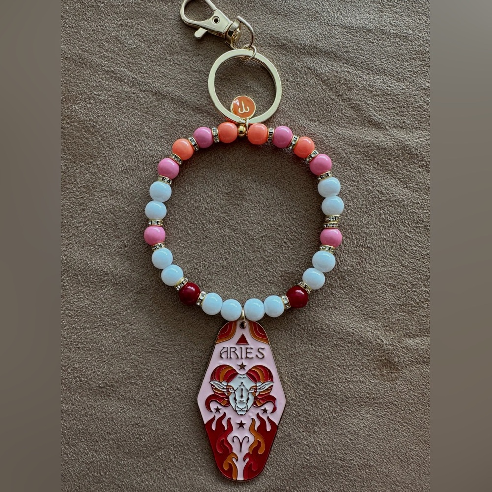 Zodiac Keychain - Picture 12 of 14
